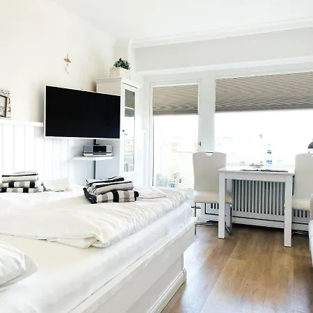 Апартаменты Strandgluck Sylt *